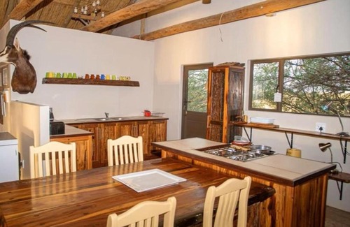 Mier Cabin | Zoutpanputs Game Lodge