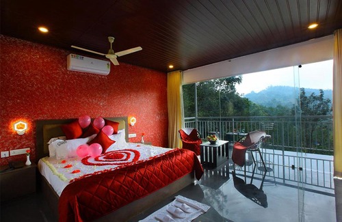 Udumbanchola Hotel | zoz Idukki