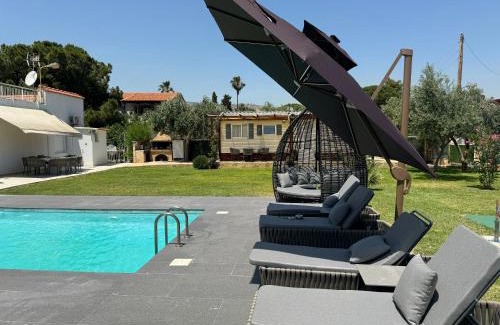 Loutraki Villa | Zoza Luxury villa isthmia by the sea with private pool