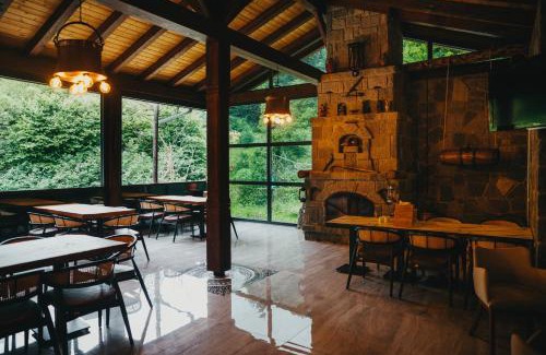 Hemsin Hotel | Zuğa Tatil Köyü