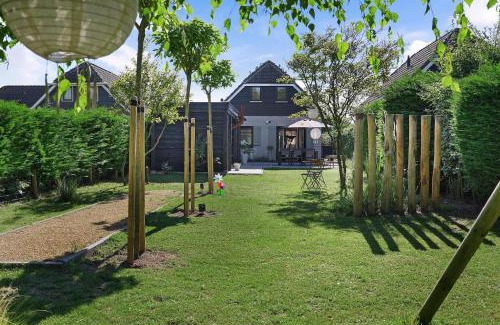 Ouddorp House | Zuiderdiep 12 - Noordzeepark Ouddorp NOT INTENDED FOR COMPANY OR WORK-RELATED STAYS