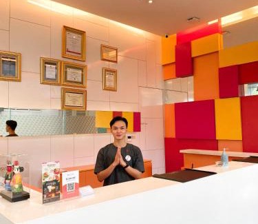 Old Jakarta Hotel | Zuri Express Mangga Dua