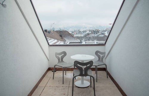 Sihlfeld Apartment | Zurich Furnished Homes