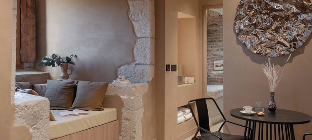 MiHotel - Cité Médiévale de Pérouges