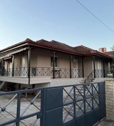 Άνετη Κατοικία για Απόδραση στη Λίμνη Πλαστήρα