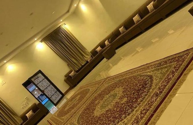 الاستراحة الملكية الفاخرة