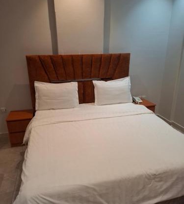 دار لافيناء للوحدات المخدومه أبحر الشمالية حي الشراع