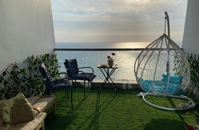 شقة في برج داماك الجوهرة (اطلالة كاملة على البحر)