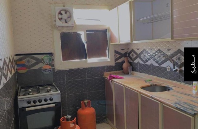 شقق عوايل وغرف عزاب