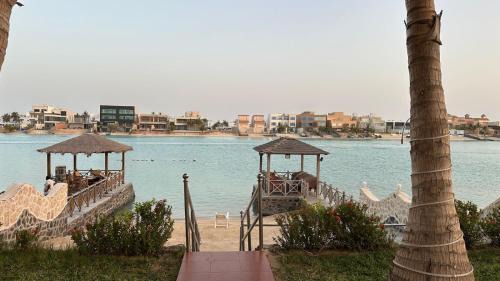 فيلا بدرة العروس شاطى خاص