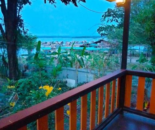 บ้านสวนริมน้ำวังใหญ่ห้อง a3 วังสามหมอ อุดรธานี