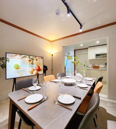 강낭콩 스테이 전포역 도보 4분 퀸침대 4개