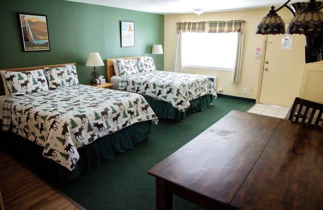 0124) Candy Suite 124