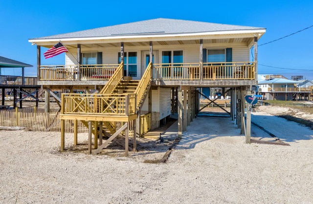 051 Topsail by ACP