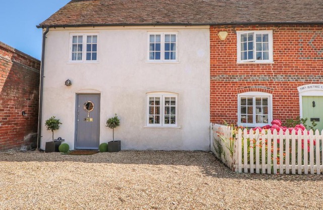 1 Baytree Cottage