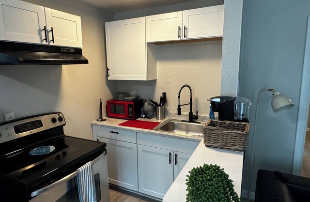 1 Bed Apt across from the beach 1