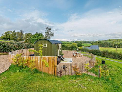 1 Bed in Hoarwithy 93440