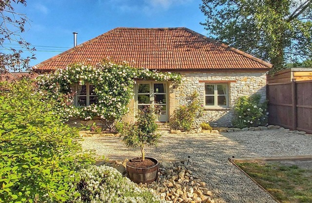 1 bedroom accommodation in Pilton, near Shepton Mallet