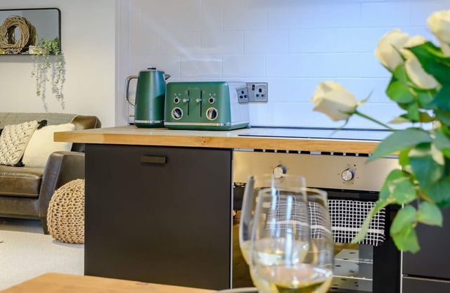 1 bedroom accommodation in Gilwern, near Abergavenny