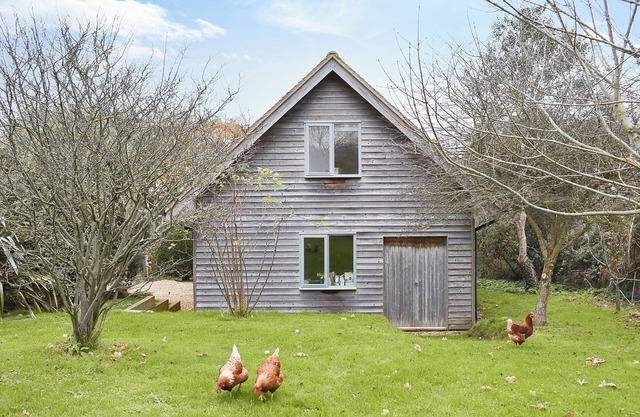 1 bedroom accommodation in Freshwater