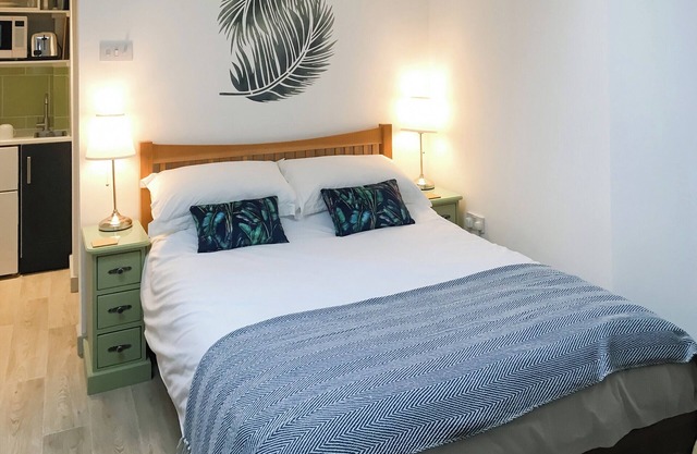 1 bedroom accommodation in Frome