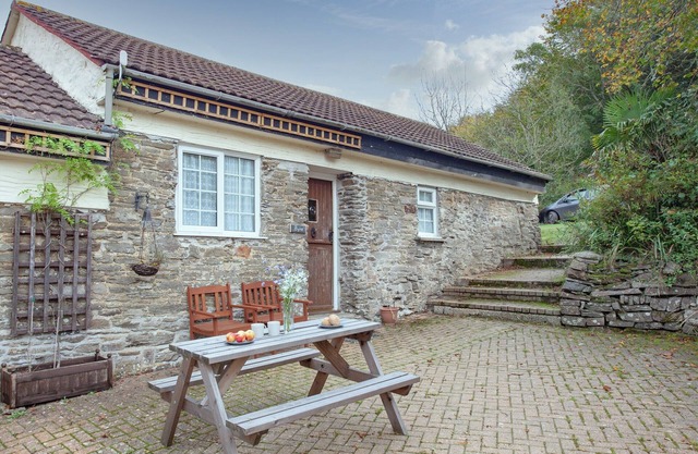 1 bedroom accommodation in Looe