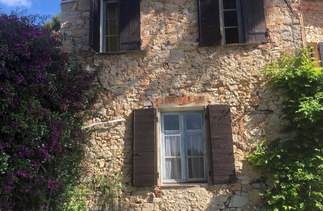 1 Bedroom Apartment in Sanary-sur-Mer