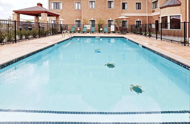 1 Bedroom | Free Breakfast, Pool Access