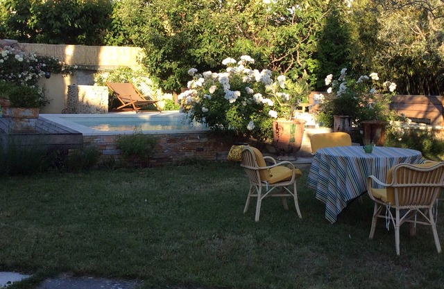 1 Bedroom Private vacation home in Nyons