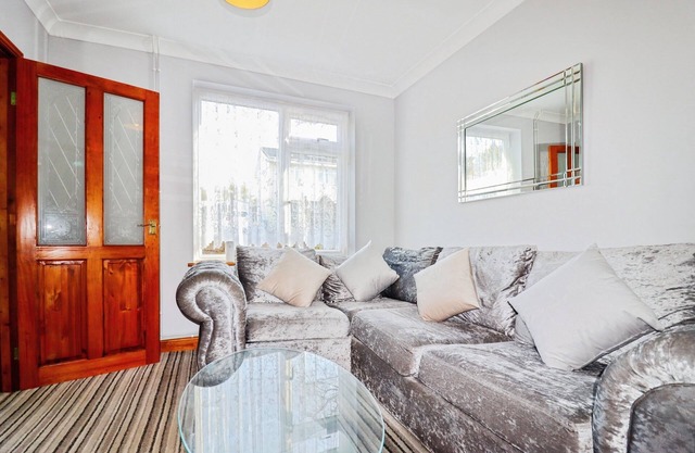 10 minutes from Norwich City Centre 4 Bed House