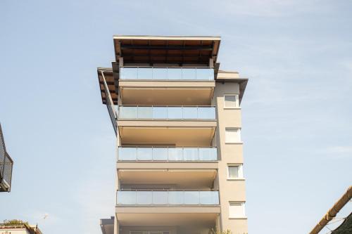 100 m from the beach with CABANA and JACUZZI included