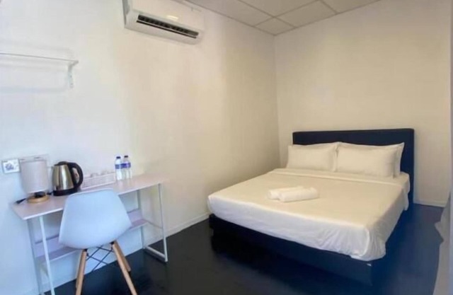 1108 Carebin Slim River