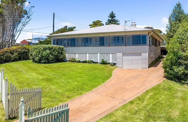 12 Bluewater Drive Narooma
