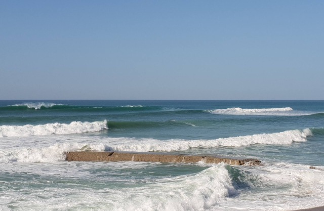 12 persons - 6 bedrooms - quiet - swimming pool - mountain view - 6km St Jean Lu