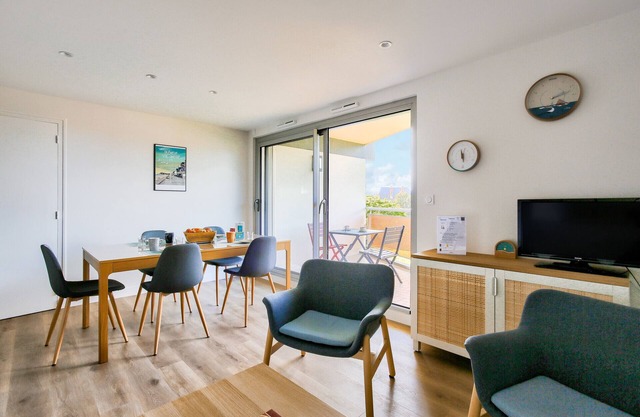 130m from the beach, nice flat for 4