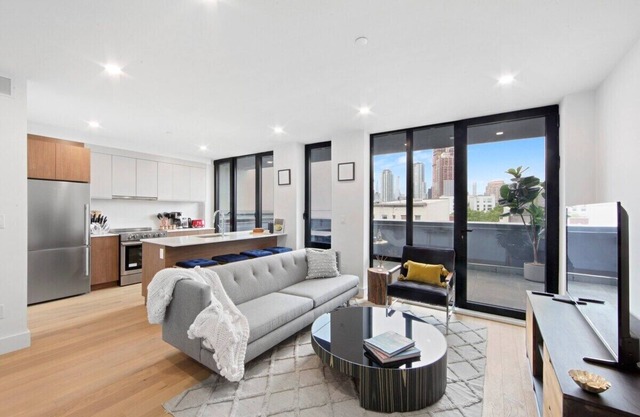 149BK-501 New 2br/2baths with a Private Terrace