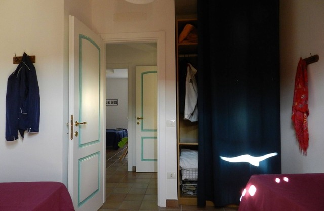 15 minutes from the Costa Smeralda, apartment, 2 bathrooms, in a residential area