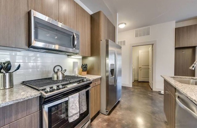 15% OFF 2BD Apt, Pool, W.Cityline Dr - Richardson