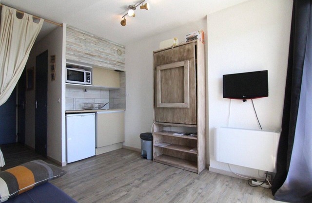 150m from ski slopes, 1st floor, balcony, tv, ski locker, 18m², Alpe d'Huez