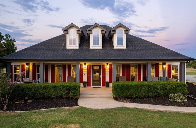 18-Acre Texas Ranch AS SEEN ON HGTV!