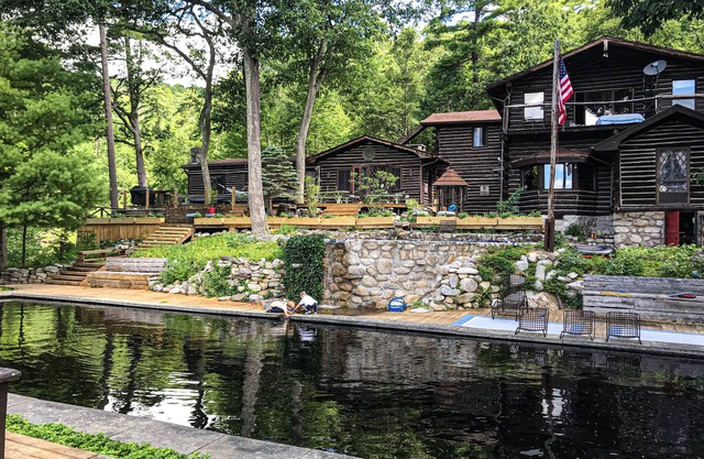 1890's Log Cabin ~ 230 Acre Private Reserve ~ 150’ Waterfall ~ Hiking Trails