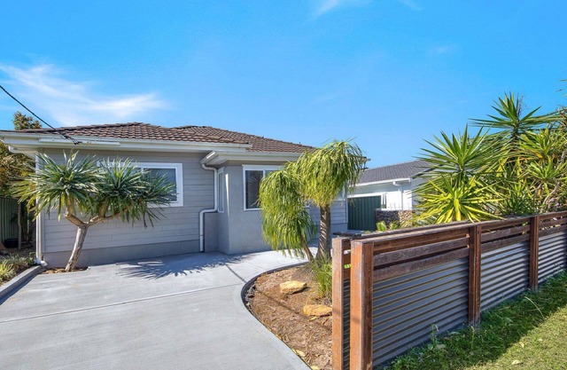 198 Escape - 200m to waterfront