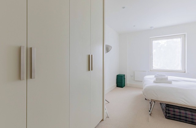 1BD Flat with Direct City Access, Finsbury Park