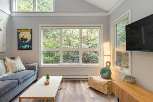 1BR Condo, Close to Creekside Gondola by Harmony Whistler Vacations