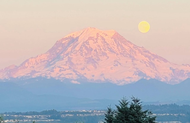 2 acres lot with Mt Rainier view