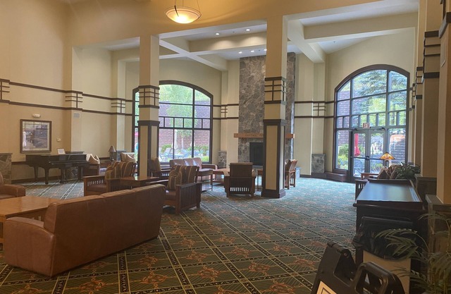 2 bed/2 bath w/sauna, steam room, hot tub, heated pool, exercise and game rooms!