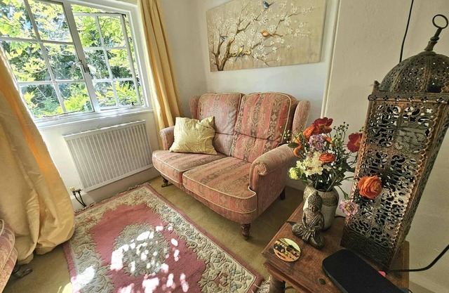 2 Bed Annexe West Wing Of Manor