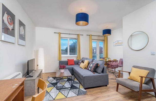 2 bed flat Sleeps 6, Tv, Walking distance to ExCel