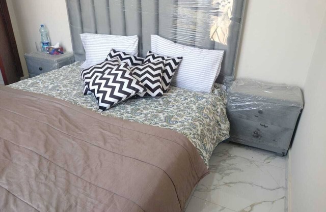 2 Bed lounge Fully Furnished Brand New Apartment on Daily rents