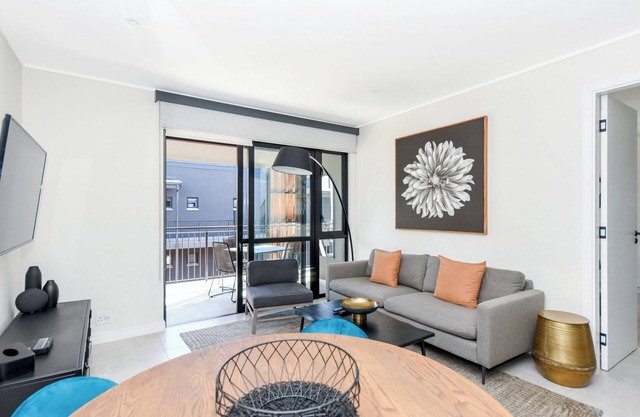 2 Bed , Luxurious Living
